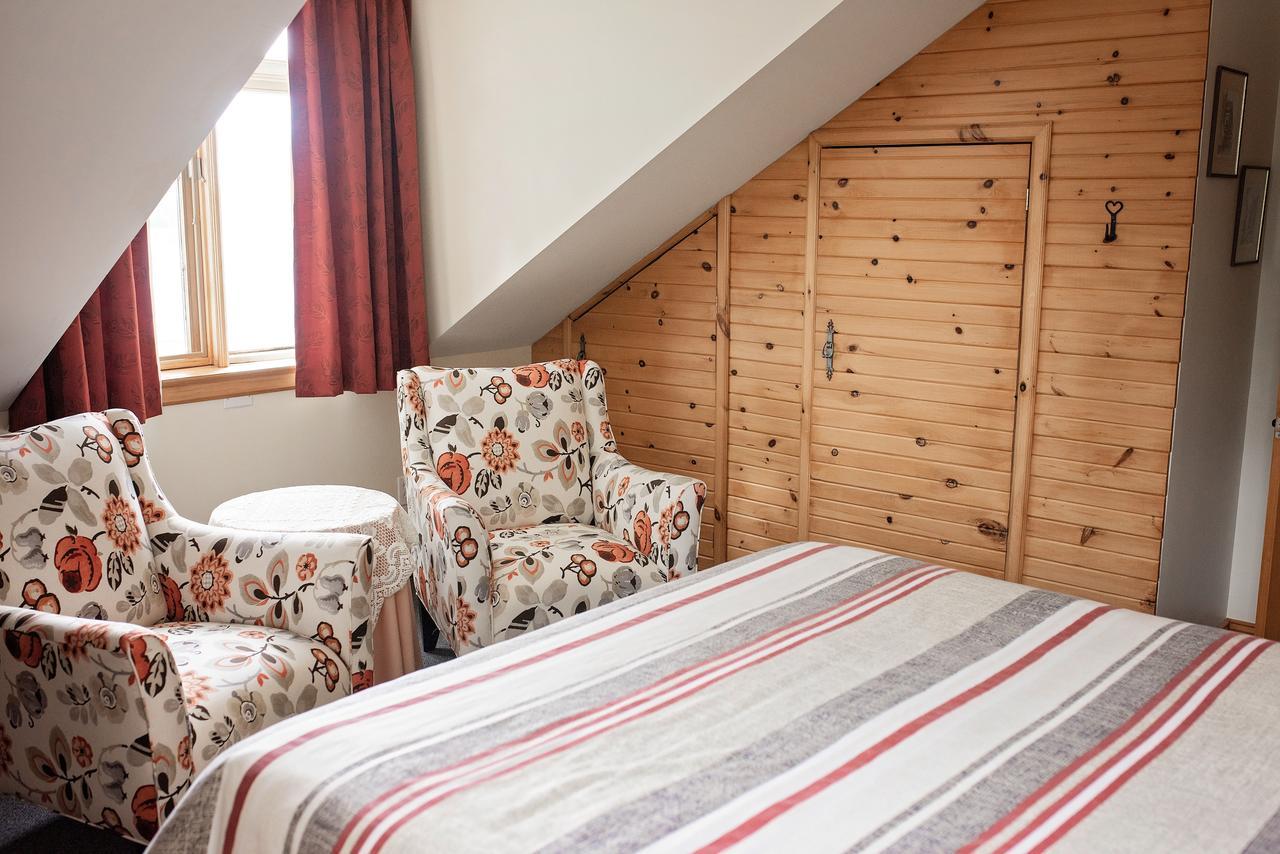 Rock Hill Bed & Breakfast Sharbot Lake Bagian luar foto